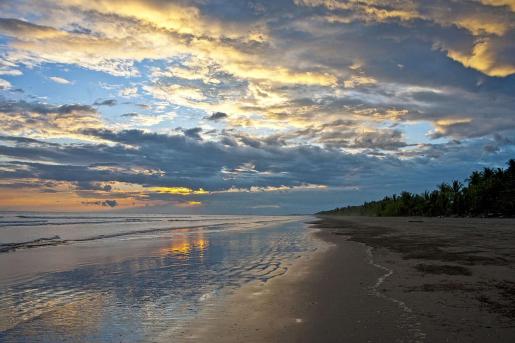 Beautiful Beaches in Panama Playa Las Lajas