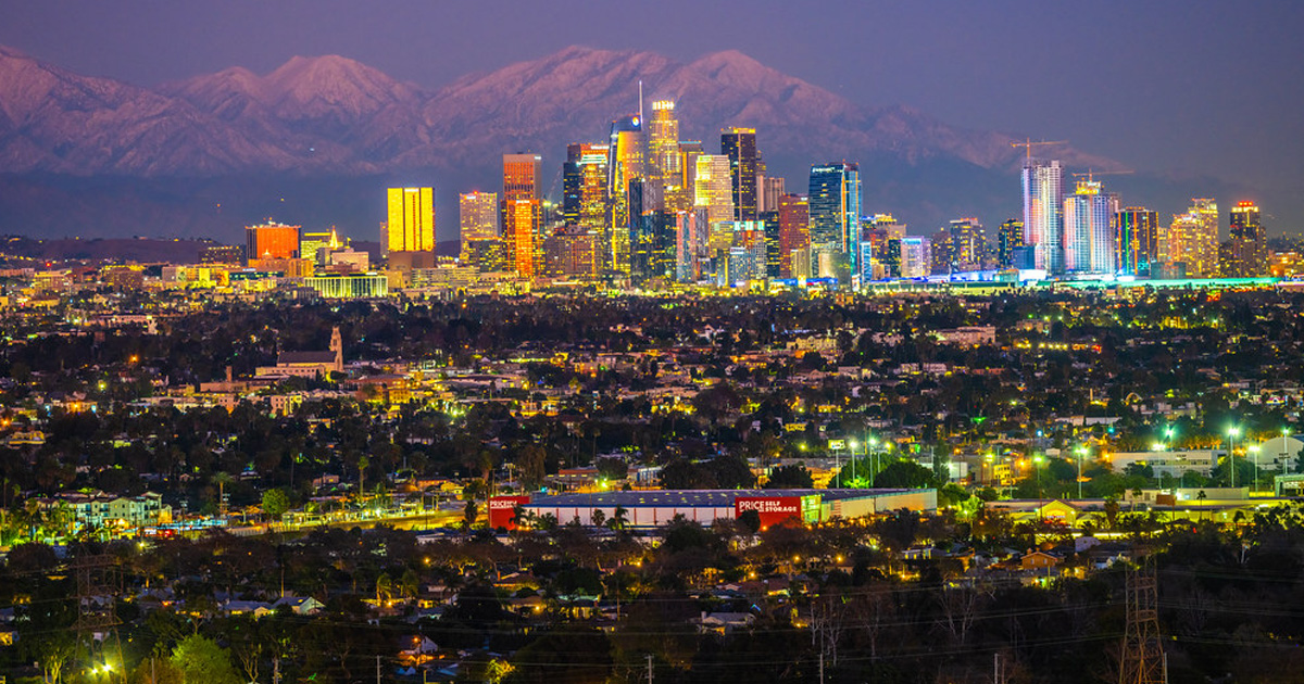 Los Angeles skyline from Baldwin Hills Scenic Overlook