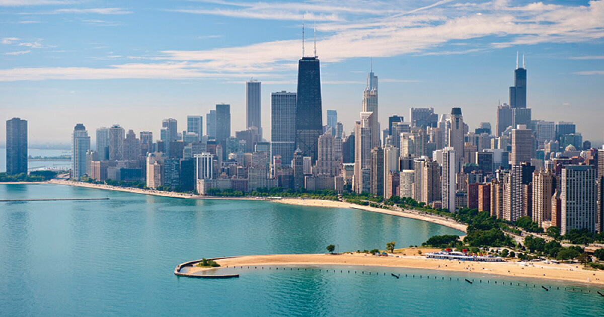 Things to do in Chicago with enjoy the beaches