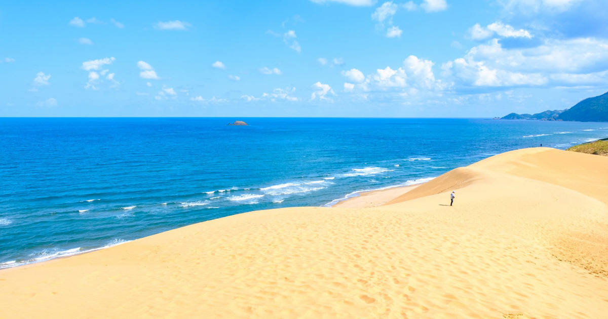 Tottori Sand Dunes - Best Beach in Japan