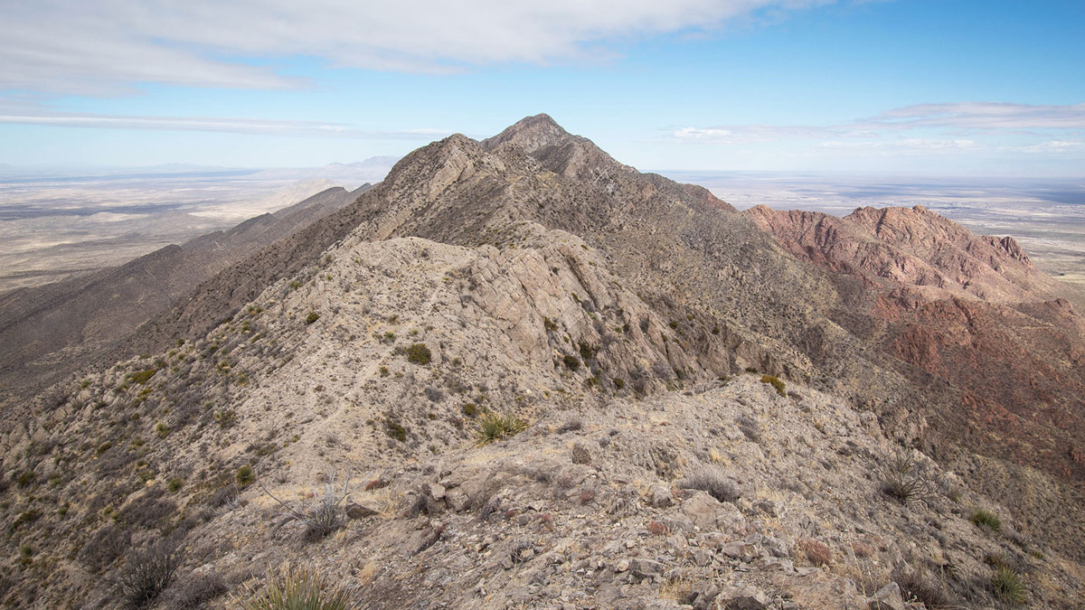 Hiking Anthony's Nose in Franklin Mountains State Park